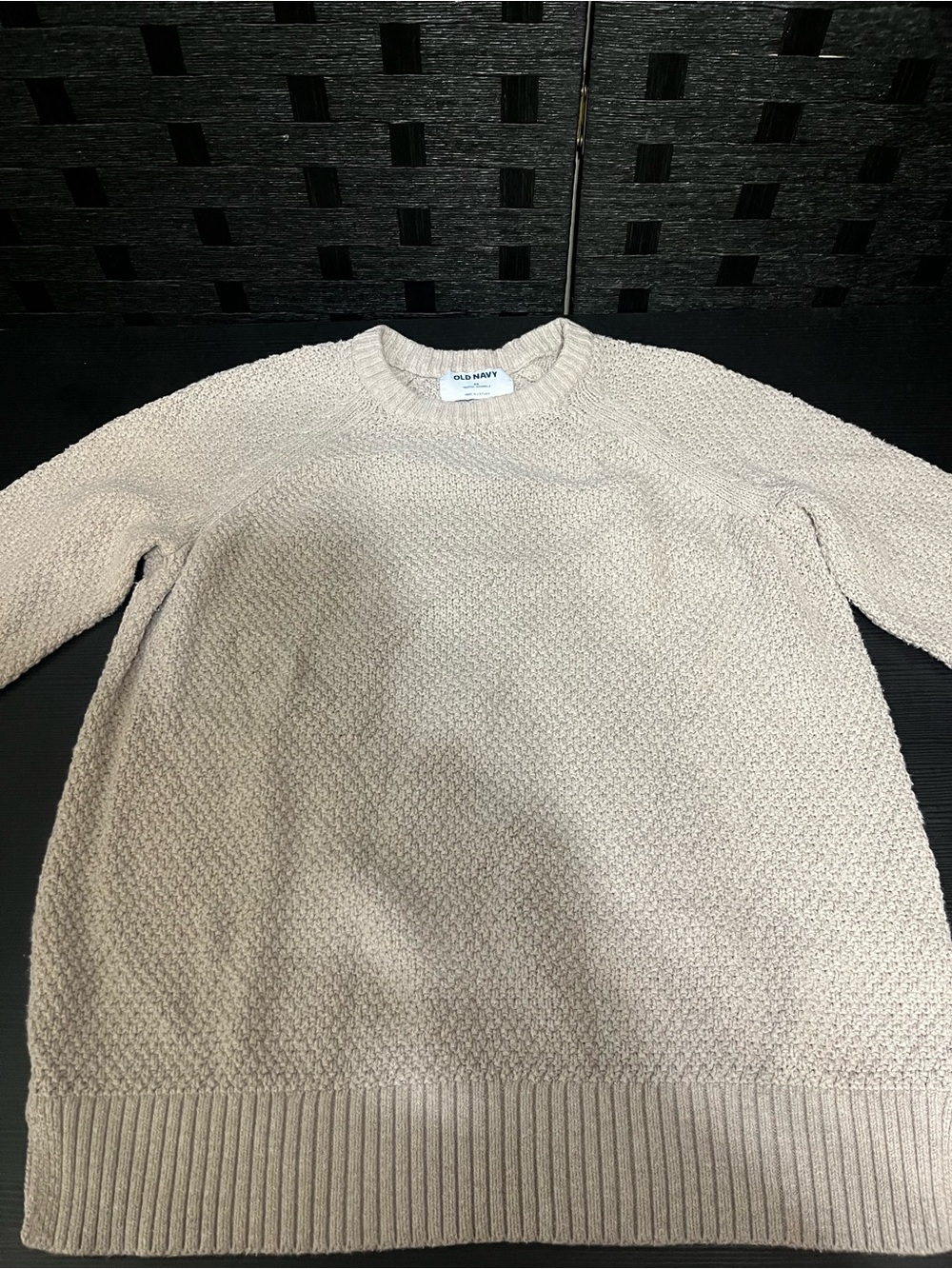 Women's Old Navy cream-colored crewneck sweater Size XS